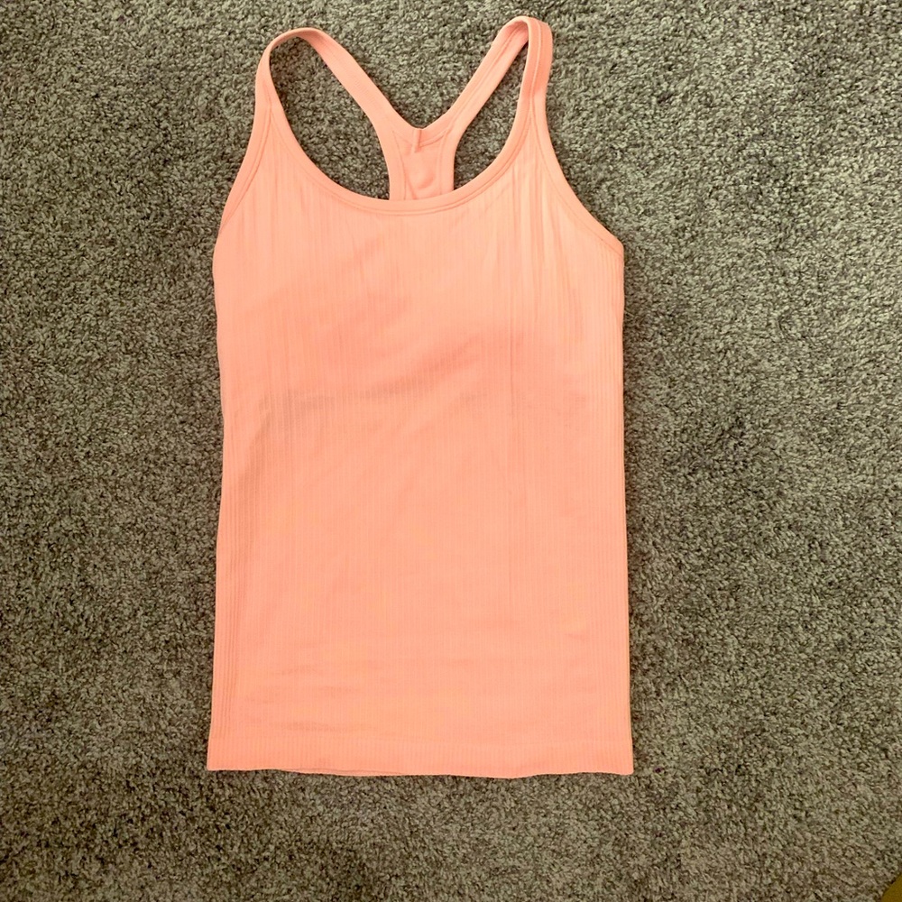 Lululemon Ebb to Street